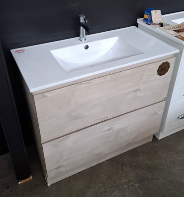 Ex-Display: Nevada 900mm Floor Standing Vanity with Ceramic Top