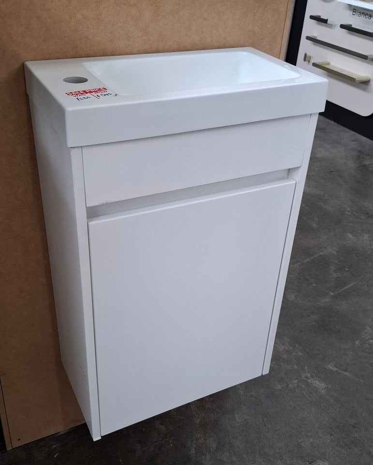 Ex-Display: Edge 450 Wall Hung Vanity with Ceramic Top