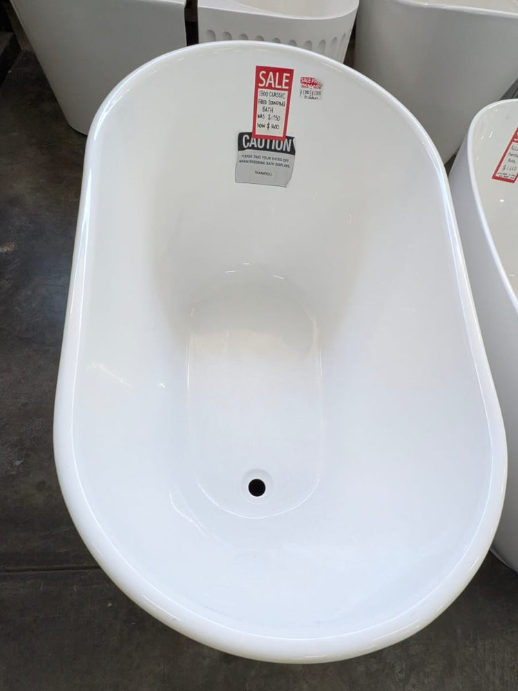 Ex-Display: 1300 Classic Freestanding Bath