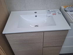 Ex-Display: Nevada 750mm Floor Standing Vanity with Ceramic Top
