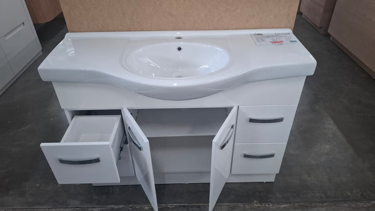 Ex-Display: Antonio Semi-Recessed 1200mm Floor standing Vanity