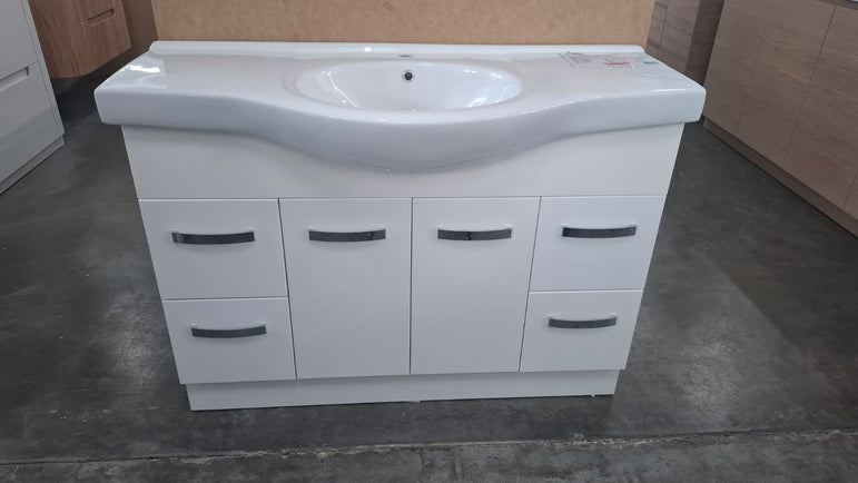 Ex-Display: Antonio Semi-Recessed 1200mm Floor standing Vanity