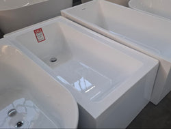 Ex-Display: Sentor 1500mm Corner bath