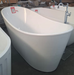Ex-Display: Nero Bianco 1700mm High Back Free Standing Bath