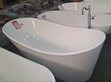 Ex-Display: Nero Bianco 1700mm High Back Free Standing Bath